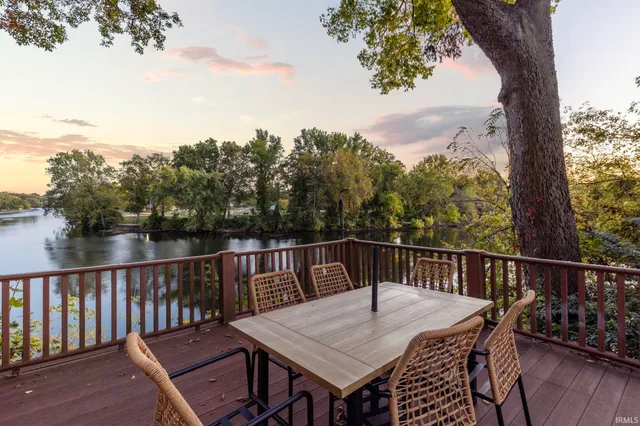 $405,000 | 1637 Rainbow Bend Boulevard, Elkhart, IN 46514