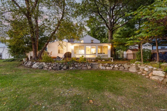 $405,000 | 1637 Rainbow Bend Boulevard, Elkhart, IN 46514