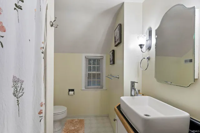 $405,000 | 1637 Rainbow Bend Boulevard, Elkhart, IN 46514