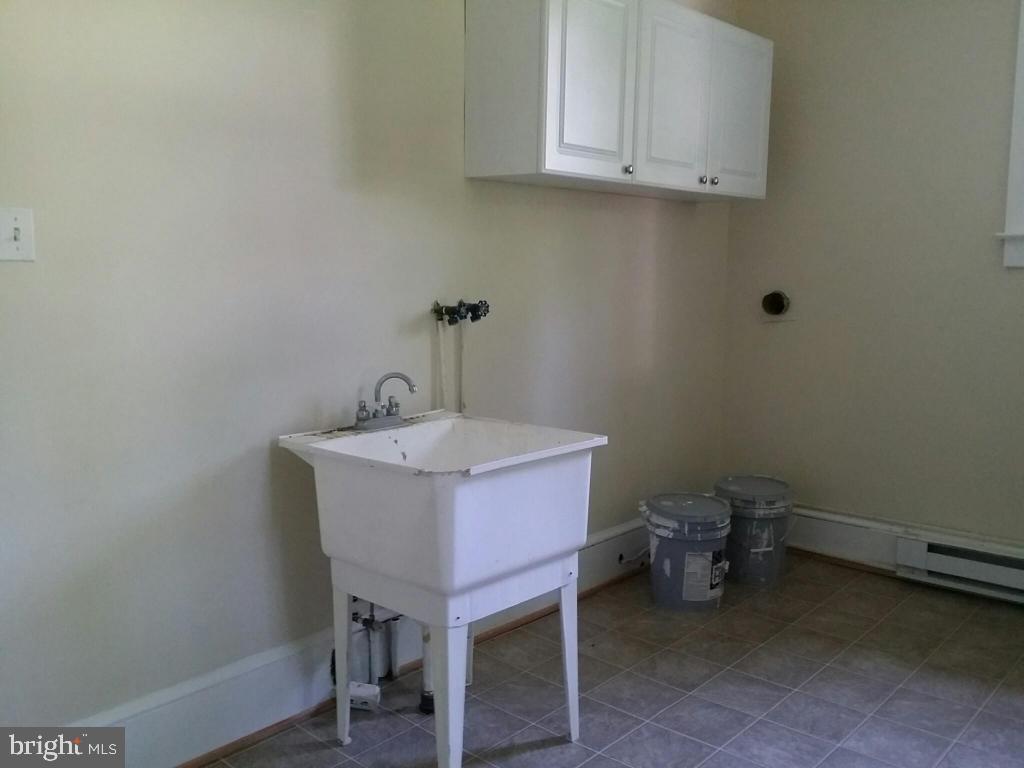 2809 Marietta Avenue Lancaster, PA 17601 - Photo 9 of 19