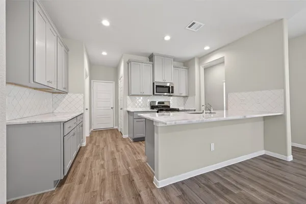 $259,990 | 343 Emerald Thicket Lane, Huffman, TX 77336