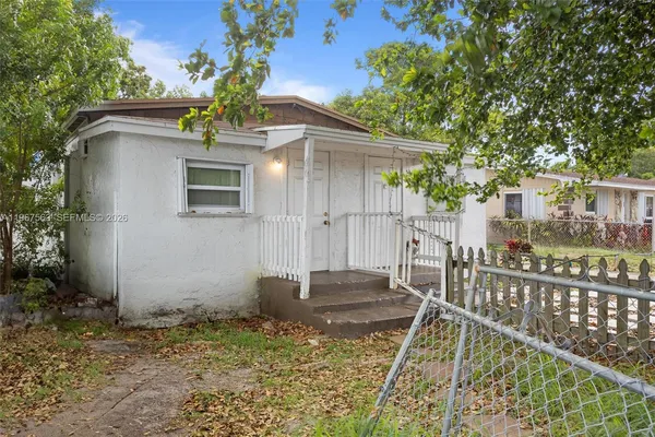 a backyard of a house