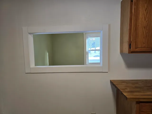 $2,000 | 147-9 Laurel Street, Newport, NH 03773