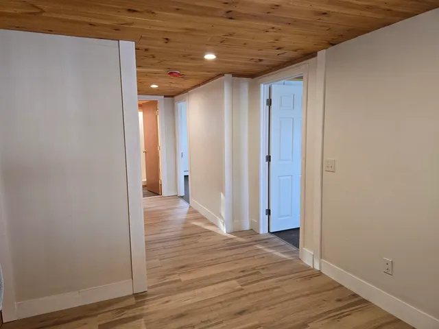 $2,000 | 147-9 Laurel Street, Newport, NH 03773