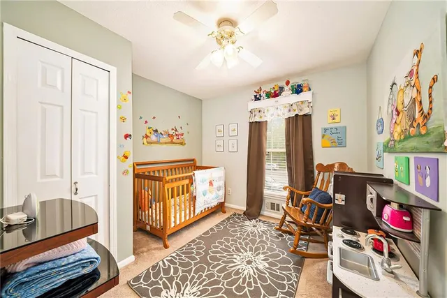 $320,000 | 2704 Northeast 67th Place, Kansas City, MO 64119