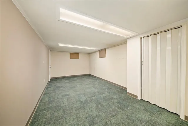 $320,000 | 2704 Northeast 67th Place, Kansas City, MO 64119