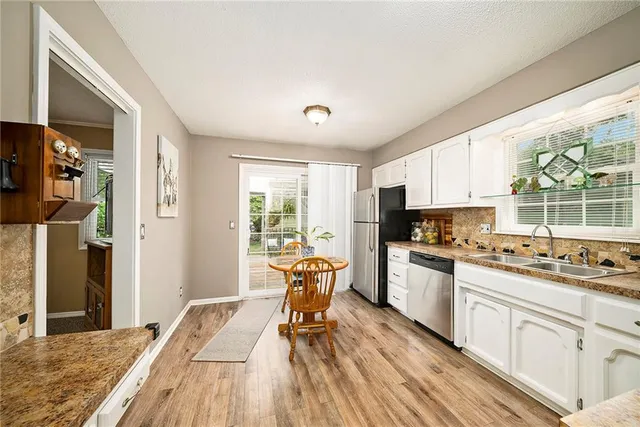 $320,000 | 2704 Northeast 67th Place, Kansas City, MO 64119