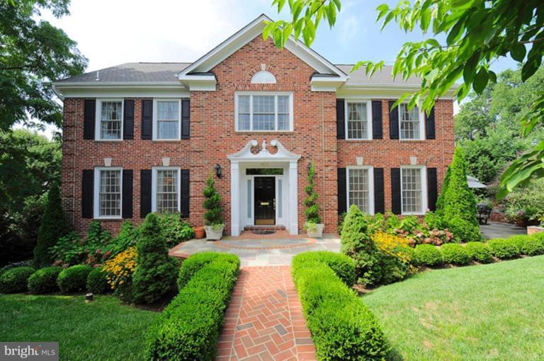 4510 Reservoir Road Northwest Washington, DC 20007 - Photo 1 of 1 Exterior (Main)