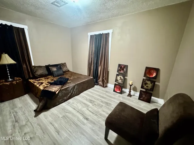 $145,500 | 223 2nd Avenue, Vicksburg, MS 39183