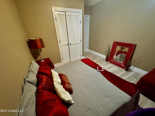 $145,500 | 223 2nd Avenue, Vicksburg, MS 39183