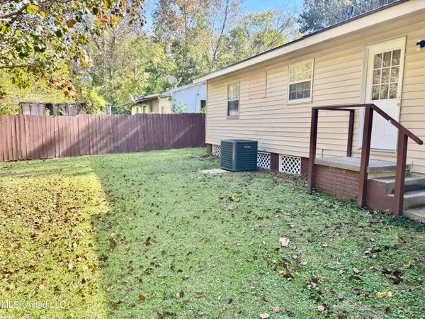 $145,500 | 223 2nd Avenue, Vicksburg, MS 39183