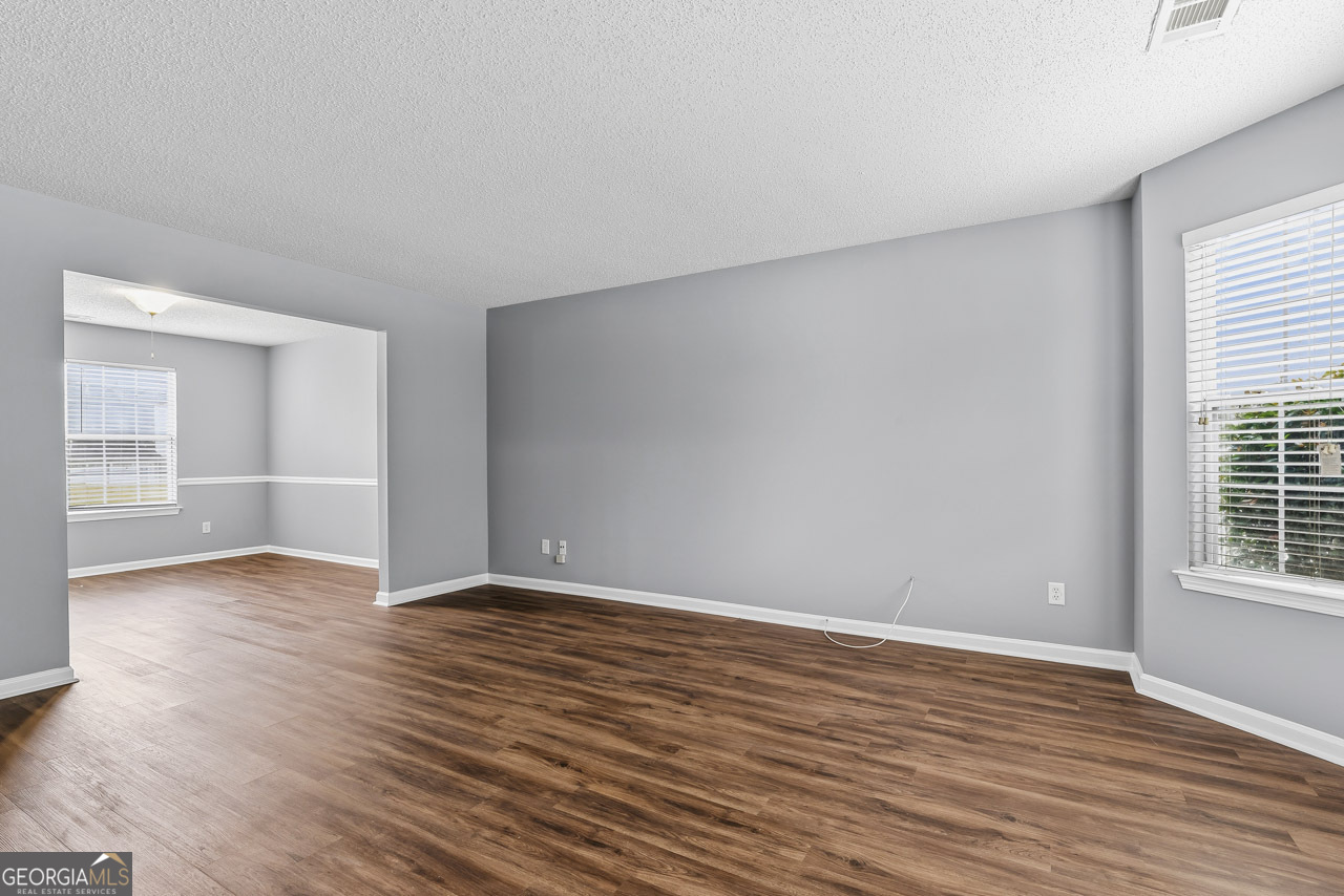 11925 Spring Lake Way Fayetteville, GA 30215 - Photo 4 of 27