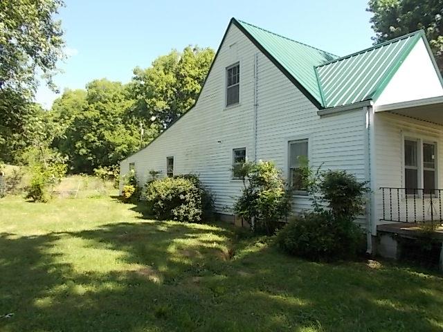 2240 Underpass Road Lewisburg, TN 37091 - Photo 13 of 16 Gallery Image 13