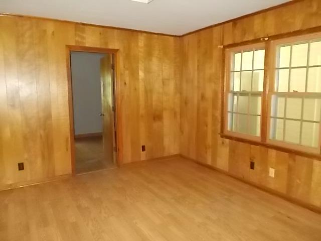 2240 Underpass Road Lewisburg, TN 37091 - Photo 5 of 16 Gallery Image 5