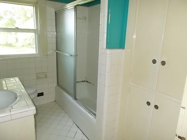 2240 Underpass Road Lewisburg, TN 37091 - Photo 7 of 16 Gallery Image 7