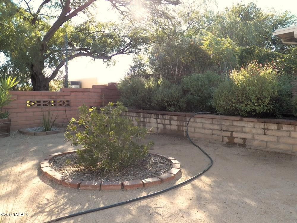 701 West Rio-Altar Green Valley, AZ 85614 - Photo 22 of 28 Gallery Image 22