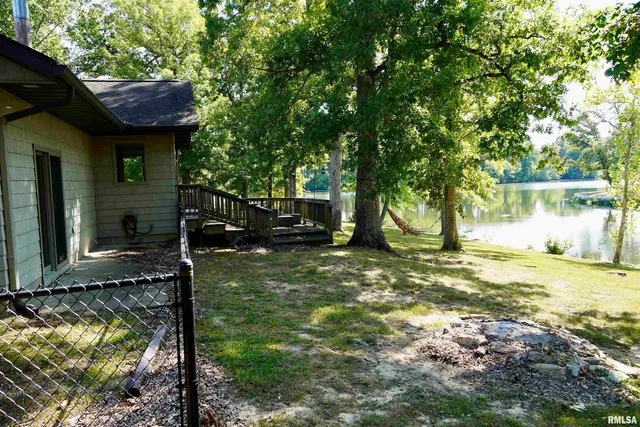 a view of a lake with houses