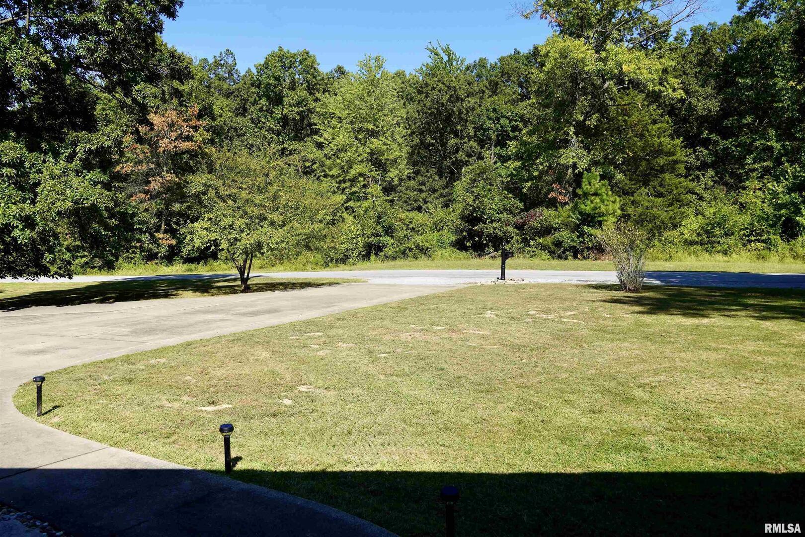 15316 Lake Point Drive Benton, IL 62812 - Photo 49 of 58 a view of an ocean view