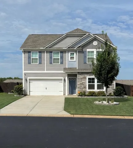 $375,000 | 105 Viewmont Drive, Duncan, SC 29334