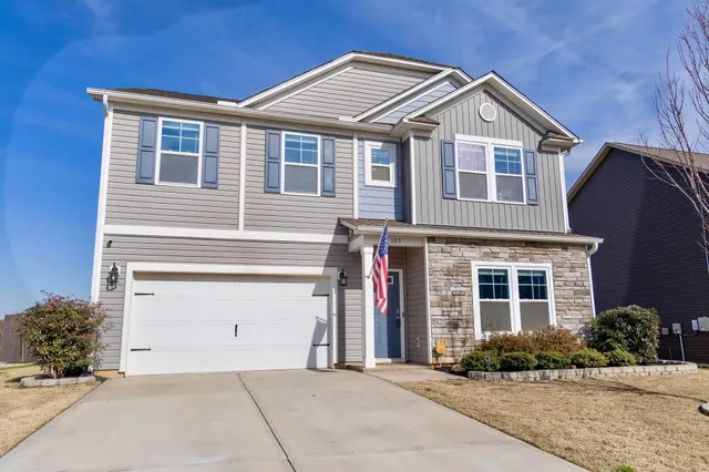 $375,000 | 105 Viewmont Drive, Duncan, SC 29334