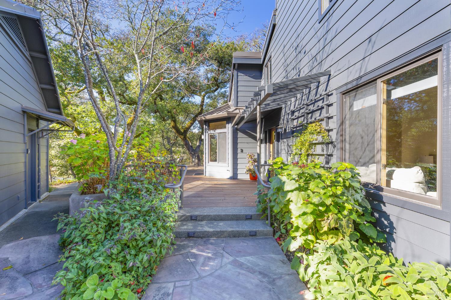 705 Chiquita Road Healdsburg, CA 95448 - Photo 43 of 72 Gallery Image 43