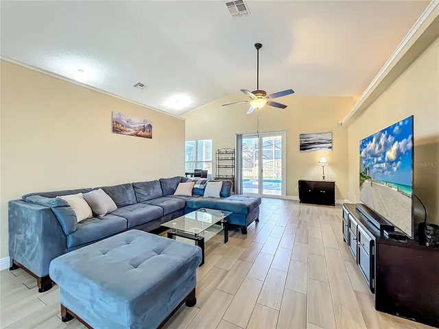 $585,000 | 9244 Beaver Cove, Apopka, FL 32703