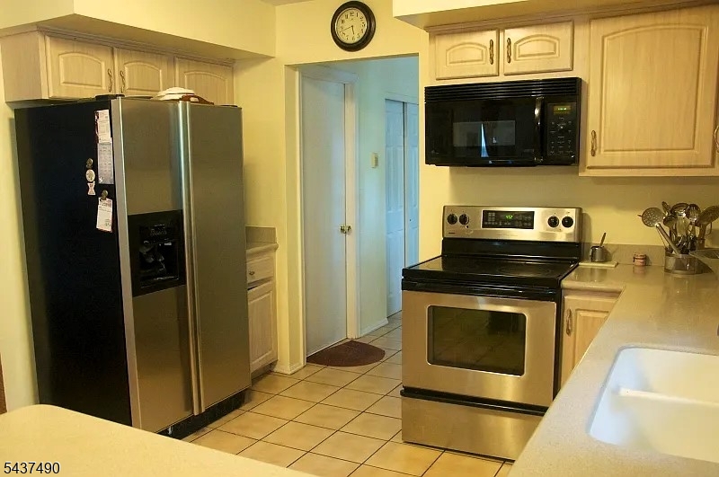 553 New Brunswick Road Somerset, NJ 08873 - Photo 22 of 36