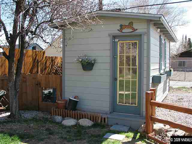 430 East Taylor Street Reno, NV 89502 - Photo 8 of 9 a front view of a house with garden