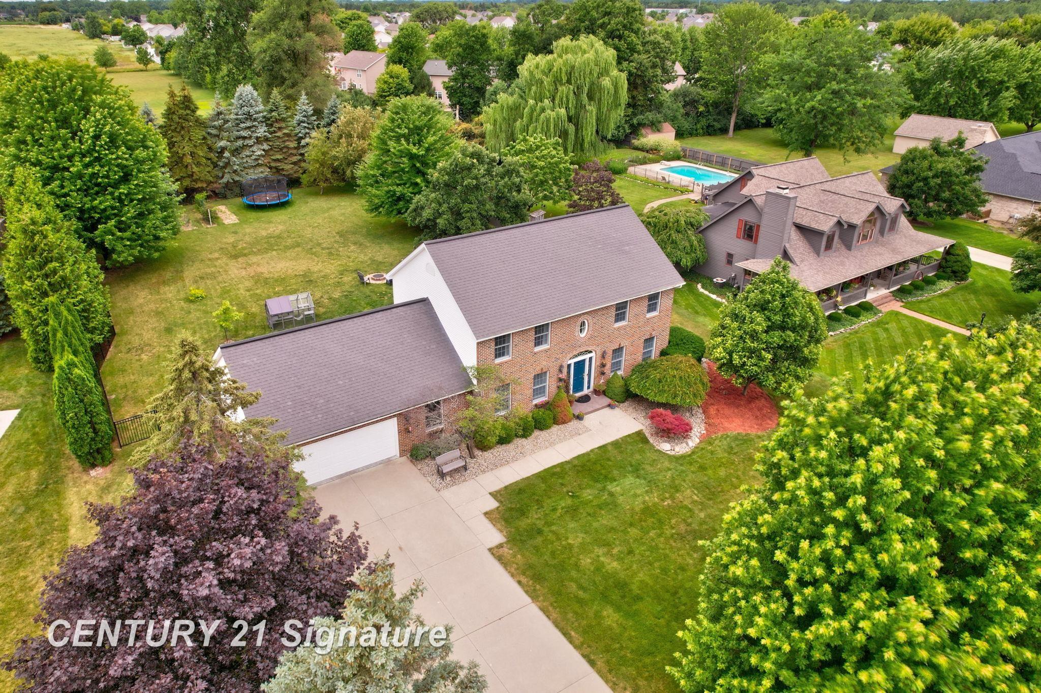4111 Autumn Ridge Saginaw, MI 48603 - Photo 60 of 76 50182381-cc641c23-5eba-423b-8c0b-1cfcce02a180.JPG