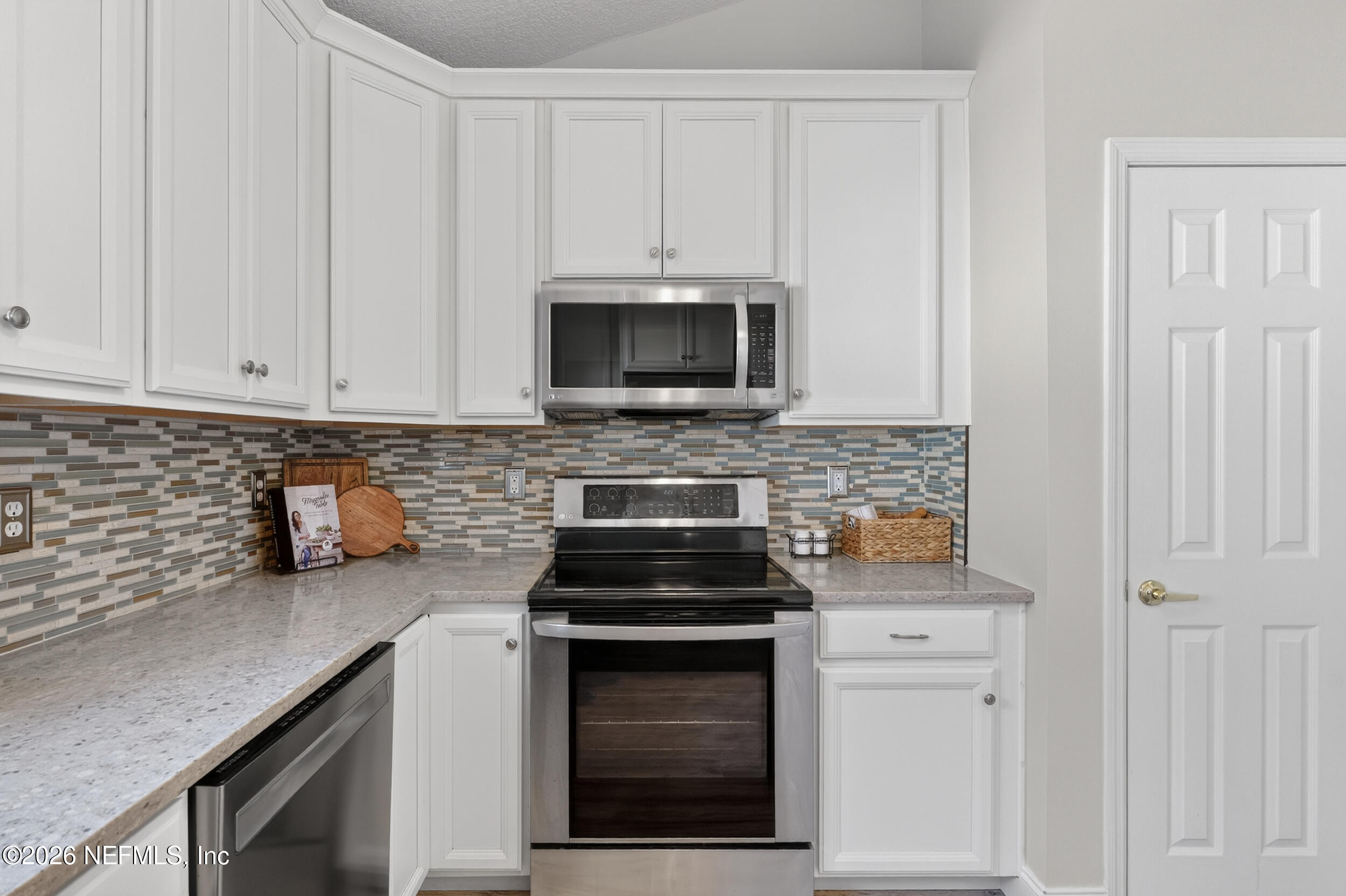 1837 Keswick Road St. Augustine, FL 32084 - Photo 9 of 52 Kitchen