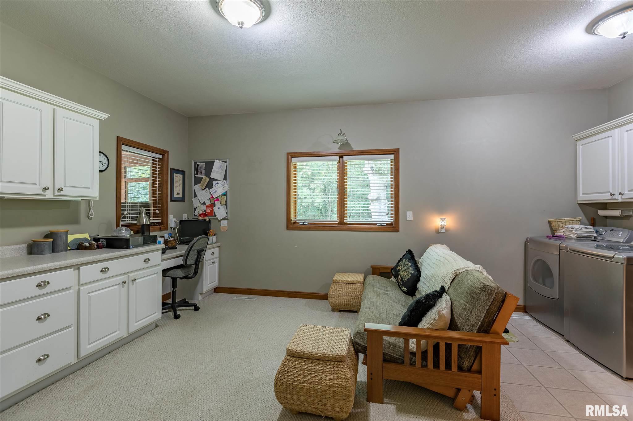 2016 Geneva Hills Road Muscatine, IA 52761 - Photo 18 of 49 Gallery Image 18
