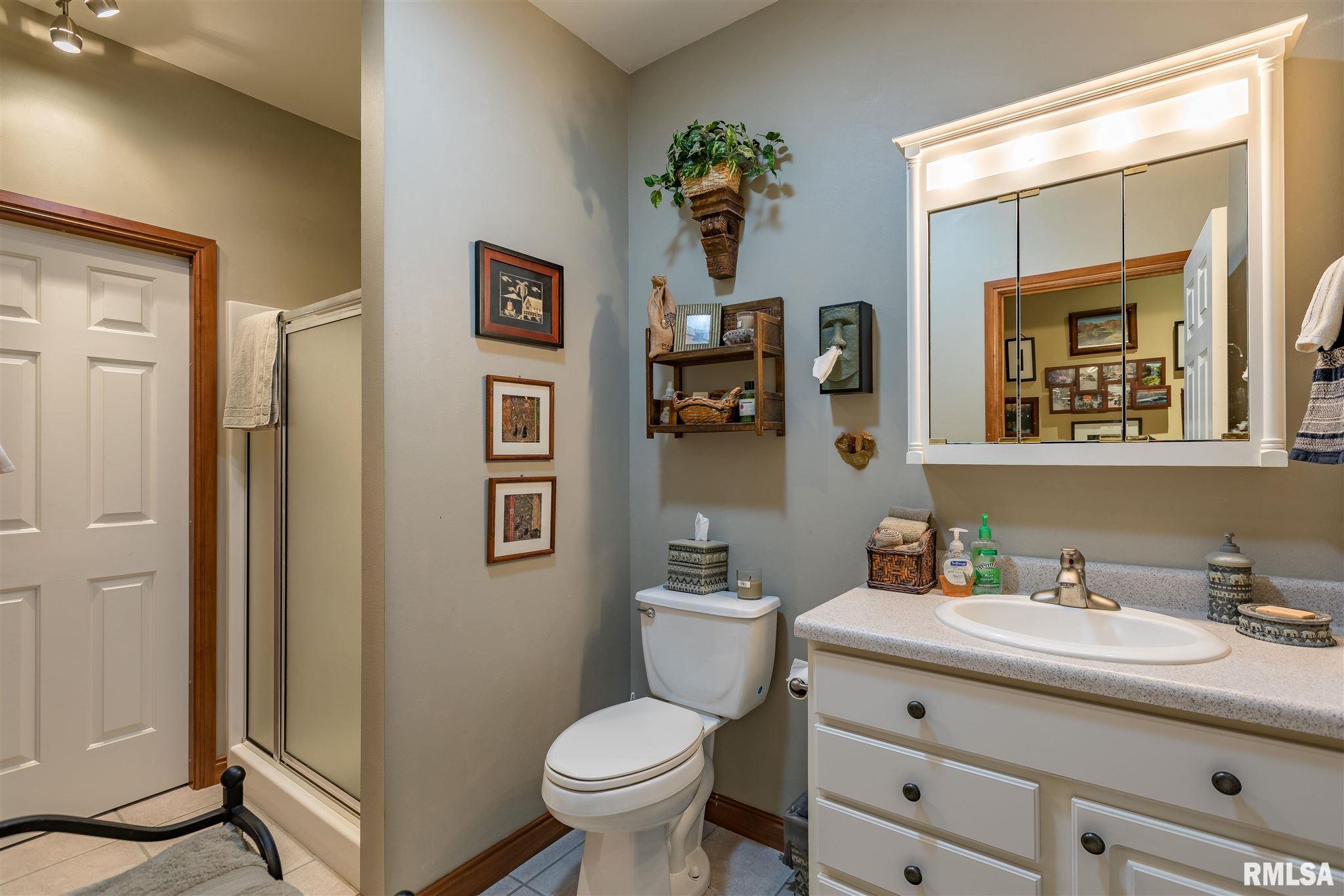 2016 Geneva Hills Road Muscatine, IA 52761 - Photo 19 of 49 Gallery Image 19