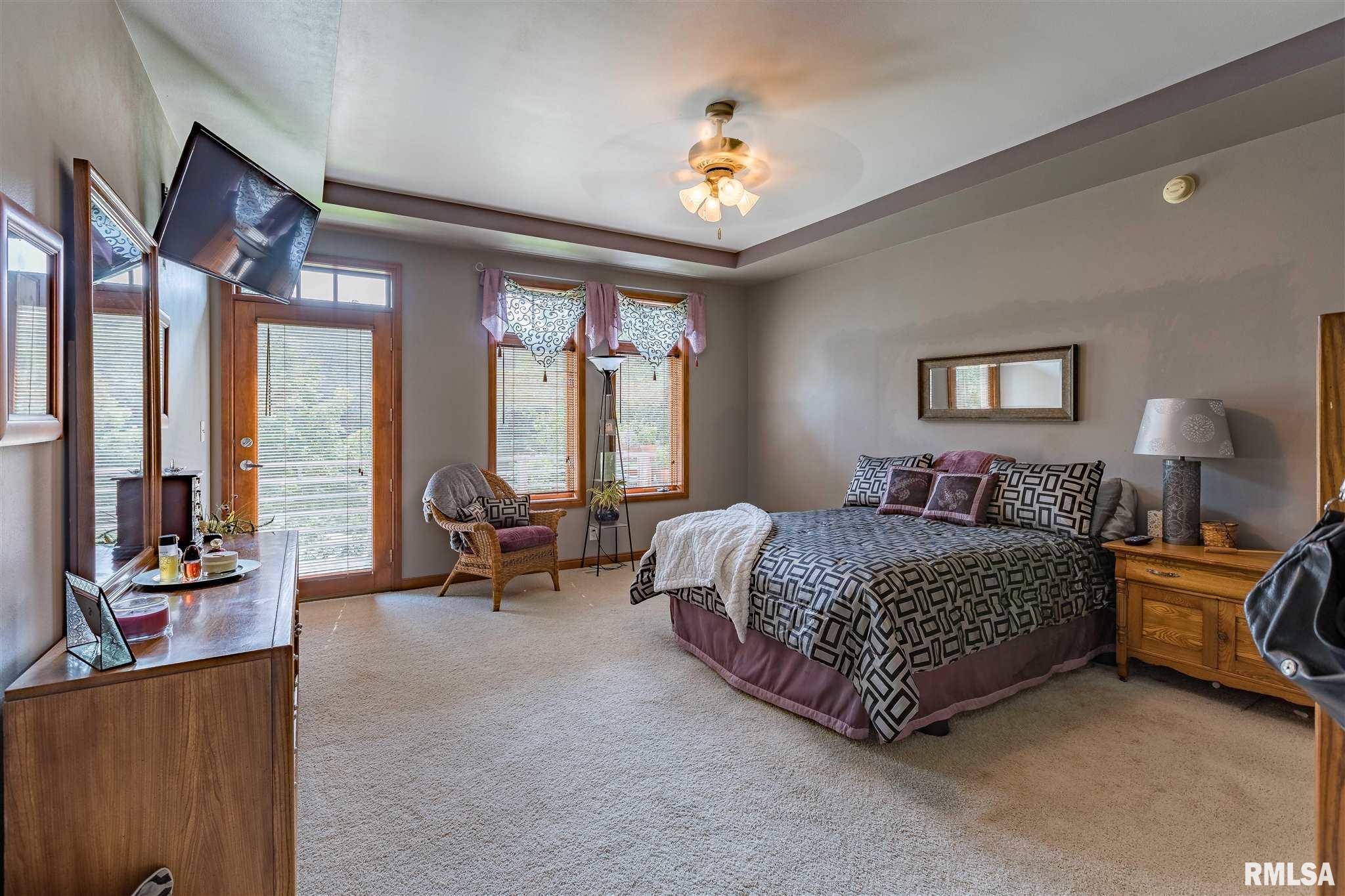 2016 Geneva Hills Road Muscatine, IA 52761 - Photo 23 of 49 Gallery Image 23