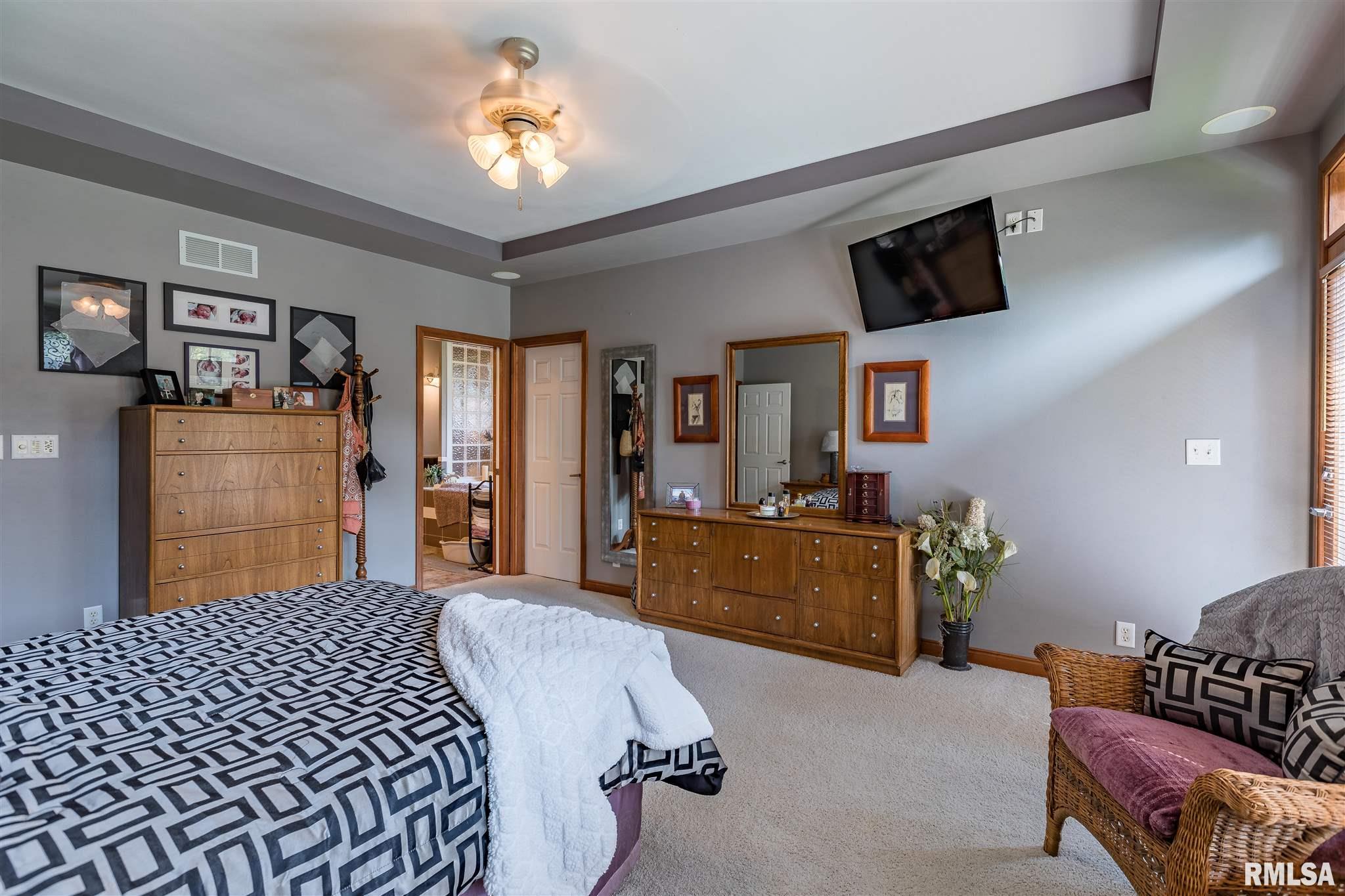 2016 Geneva Hills Road Muscatine, IA 52761 - Photo 24 of 49 Gallery Image 24