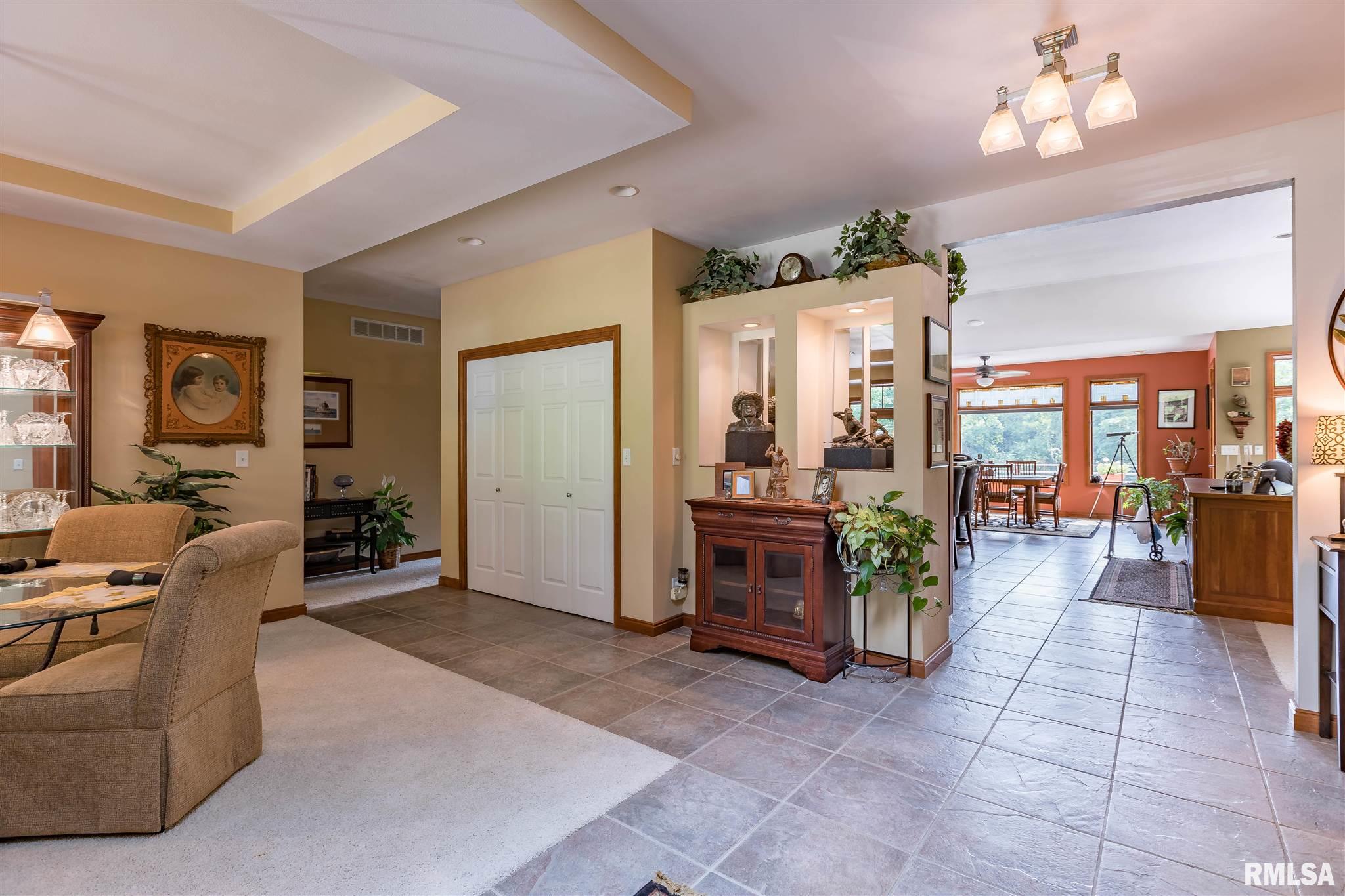 2016 Geneva Hills Road Muscatine, IA 52761 - Photo 29 of 49 Gallery Image 29