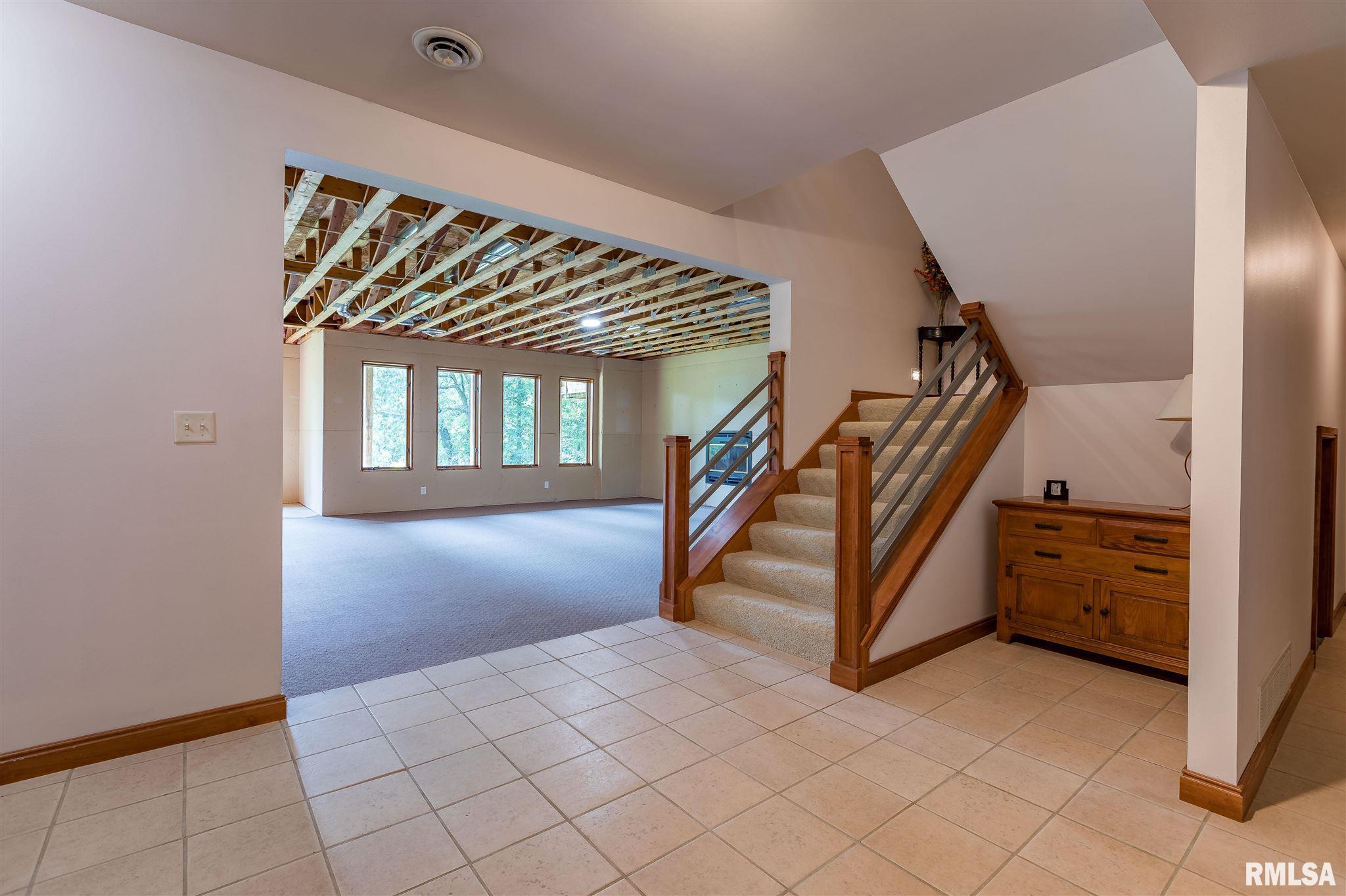 2016 Geneva Hills Road Muscatine, IA 52761 - Photo 47 of 49 Gallery Image 47