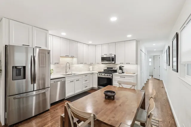 $2,480 | 3008 North Spaulding Avenue, Chicago, IL 60618