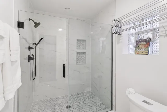 $2,480 | 3008 North Spaulding Avenue, Chicago, IL 60618