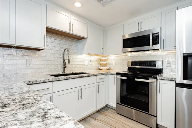 $479,900 | 648 Avenue C, Boulder City, NV 89005