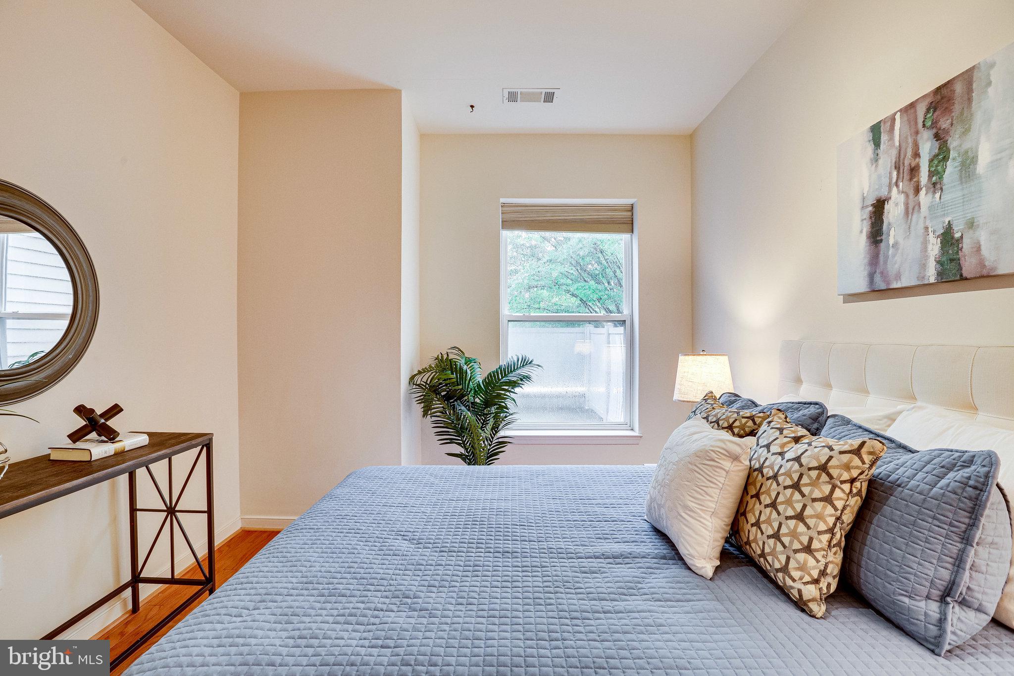 8045 Newell Street, Unit 113 Silver Spring, MD 20910 - Photo 20 of 34