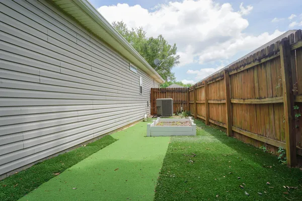 $1,995 | 212 Ladue Avenue, Crestview, FL 32539