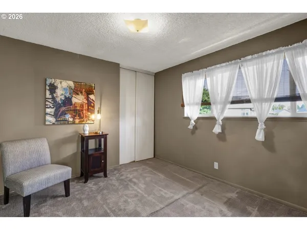 $235,000 | 2727 Gateway Street, Springfield, OR 97477
