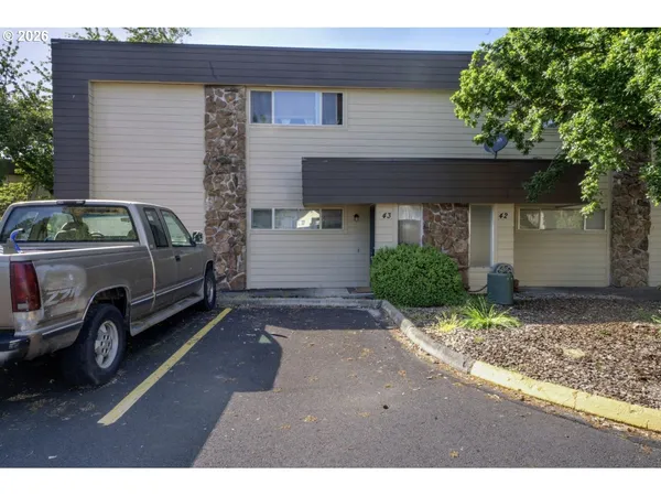 $235,000 | 2727 Gateway Street, Springfield, OR 97477