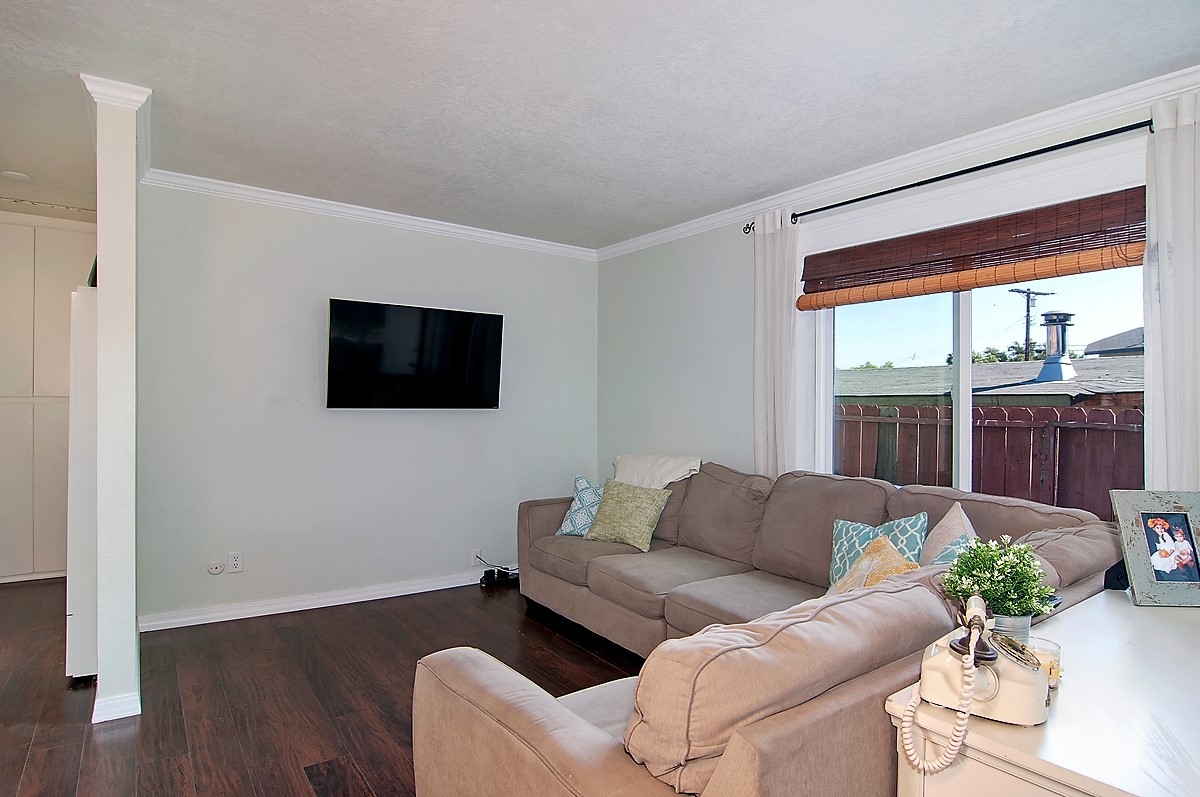 813 Pecos Street Spring Valley, CA 91977 - Photo 4 of 22 Gallery Image 4
