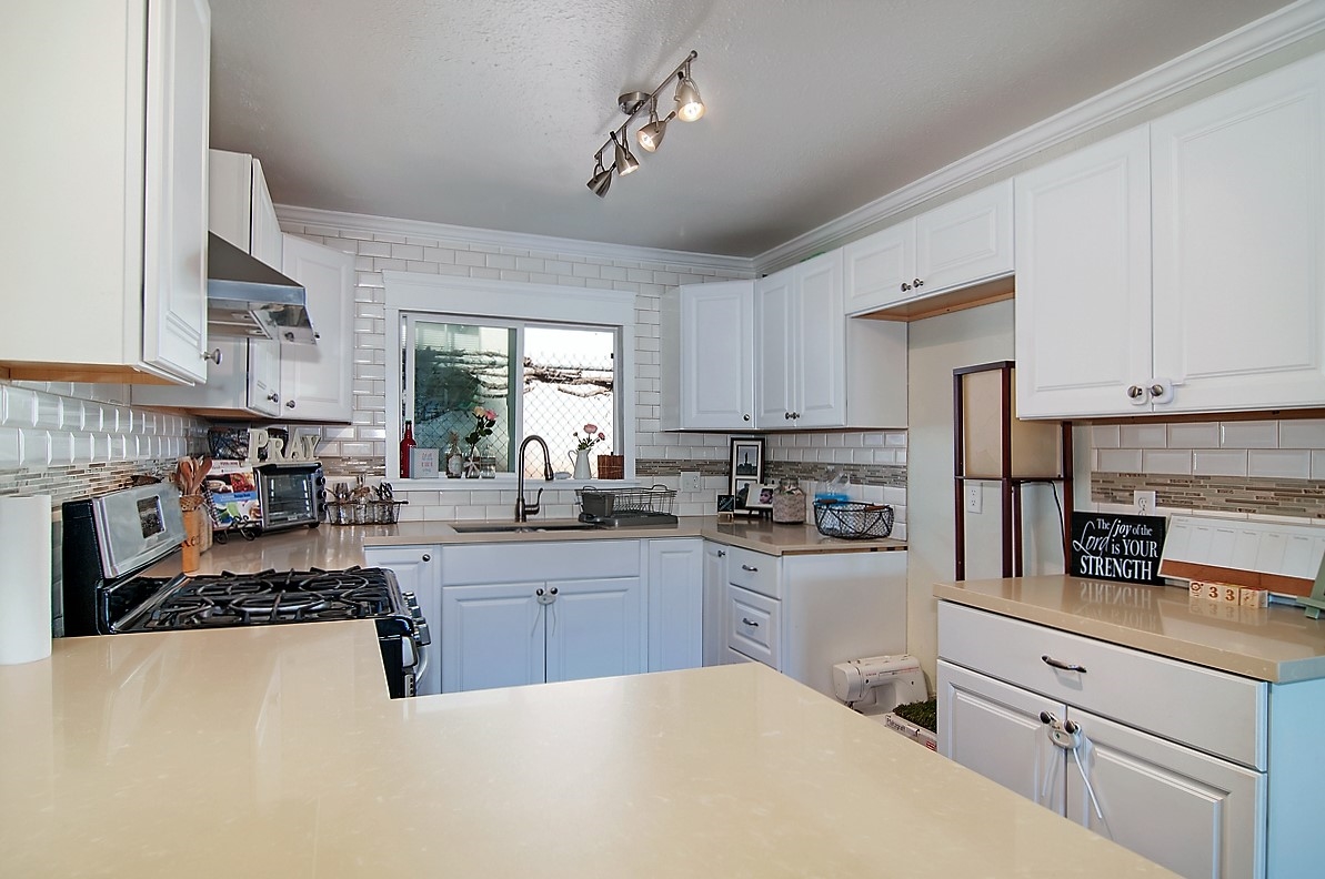 813 Pecos Street Spring Valley, CA 91977 - Photo 8 of 22 Gallery Image 8