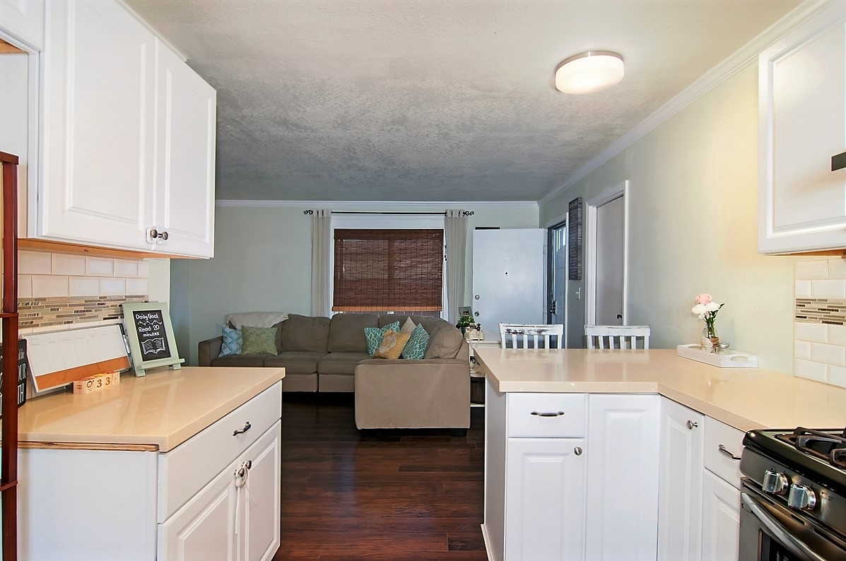 813 Pecos Street Spring Valley, CA 91977 - Photo 10 of 22 Gallery Image 10