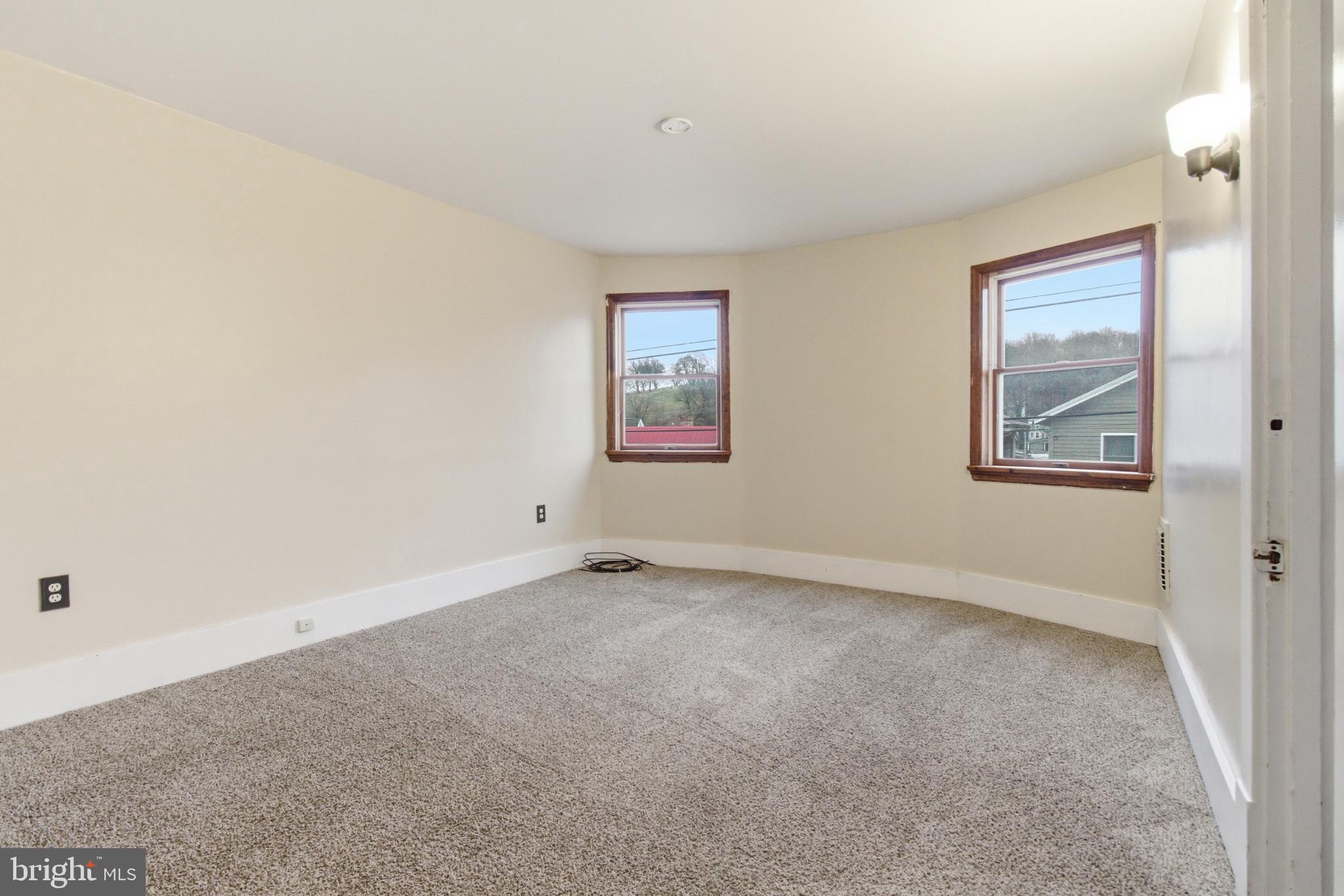 1904 4th Street Altoona, PA 16601 - Photo 18 of 27