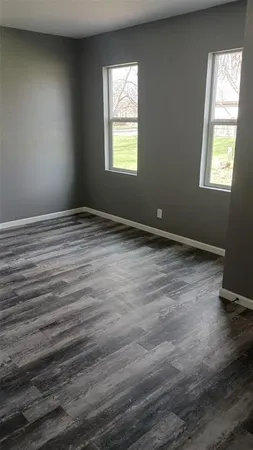 $1,800 | 829 East Baltimore Avenue, Fort Worth, TX 76104