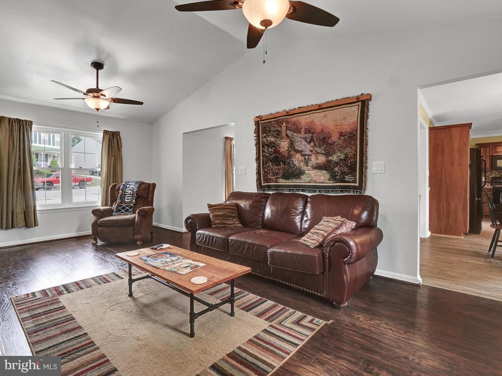 117 Ridge Avenue Taneytown, MD 21787 - Photo 11 of 49 Gallery Image 11