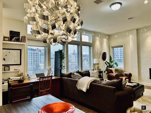 $939,000 | 90 Bay Street Landing, Unit 8D | St. George